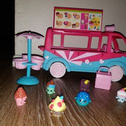 Shopking ice cream truck