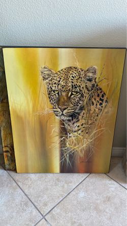 Two pictures of a tiger and a leopard