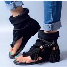 Free People 39 8.5-9 Marlo Boot Black  Suede Thong Sandals Shoes made in Spain