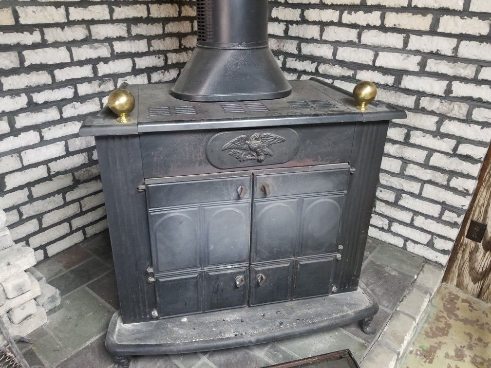 Wood burning stove