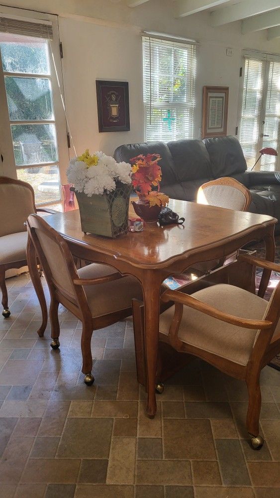 Estate Sale! Needs To Be Gone This Week!