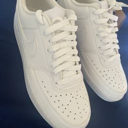 Nike Court Vision Low | Size: 7.5 | New 
