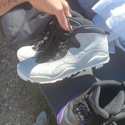 Jordan 10 Retro G Cement 