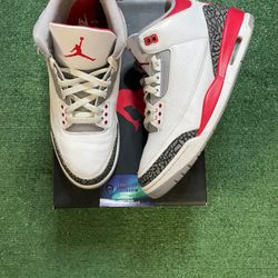 Air Jordan 3 Retro fire red 2022 size 11.5men/13women