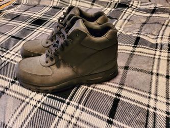 Nike Goadome boots size 12.5
