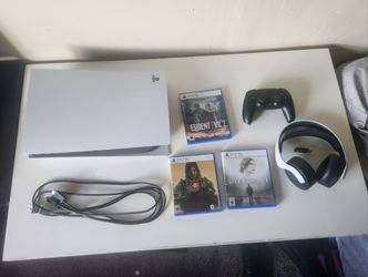 PS5 Bundle (3 Games, Controller, & Sony Pulse Headset)