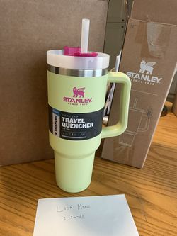 Stanley Citron Lime Green And Pink 40 Oz Tumbler $60 OBO LIKE NEW for Sale  in Colorado Springs, CO - OfferUp