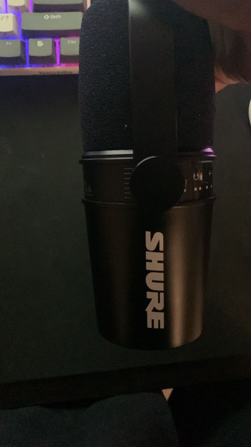 SHURE Mv7