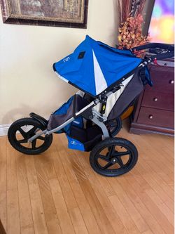 Bob Jogging stroller ( like new)