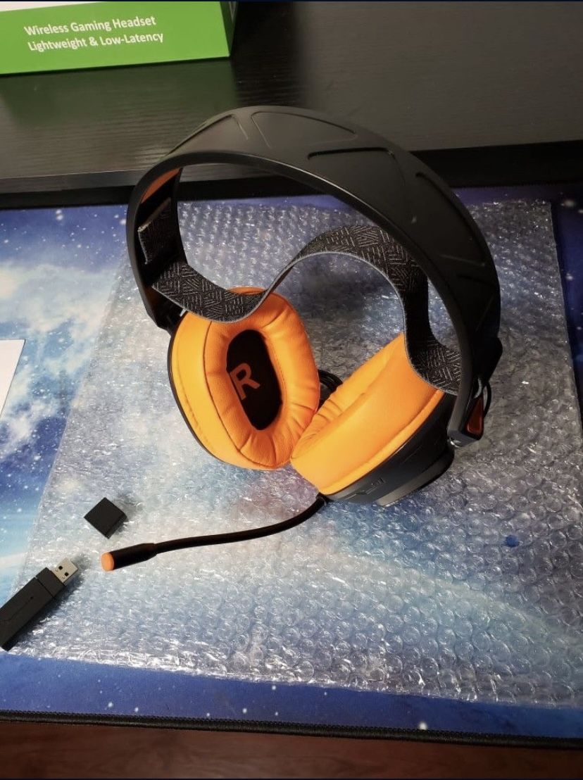 New Jeecoo G90 Gaming Headset W/ Microphone for PC PS4 PS5 - Low-Latency 2.4G Wireless & Bluetooth V5.3, Superb Stereo Sound, Lightweight & Comfortabl