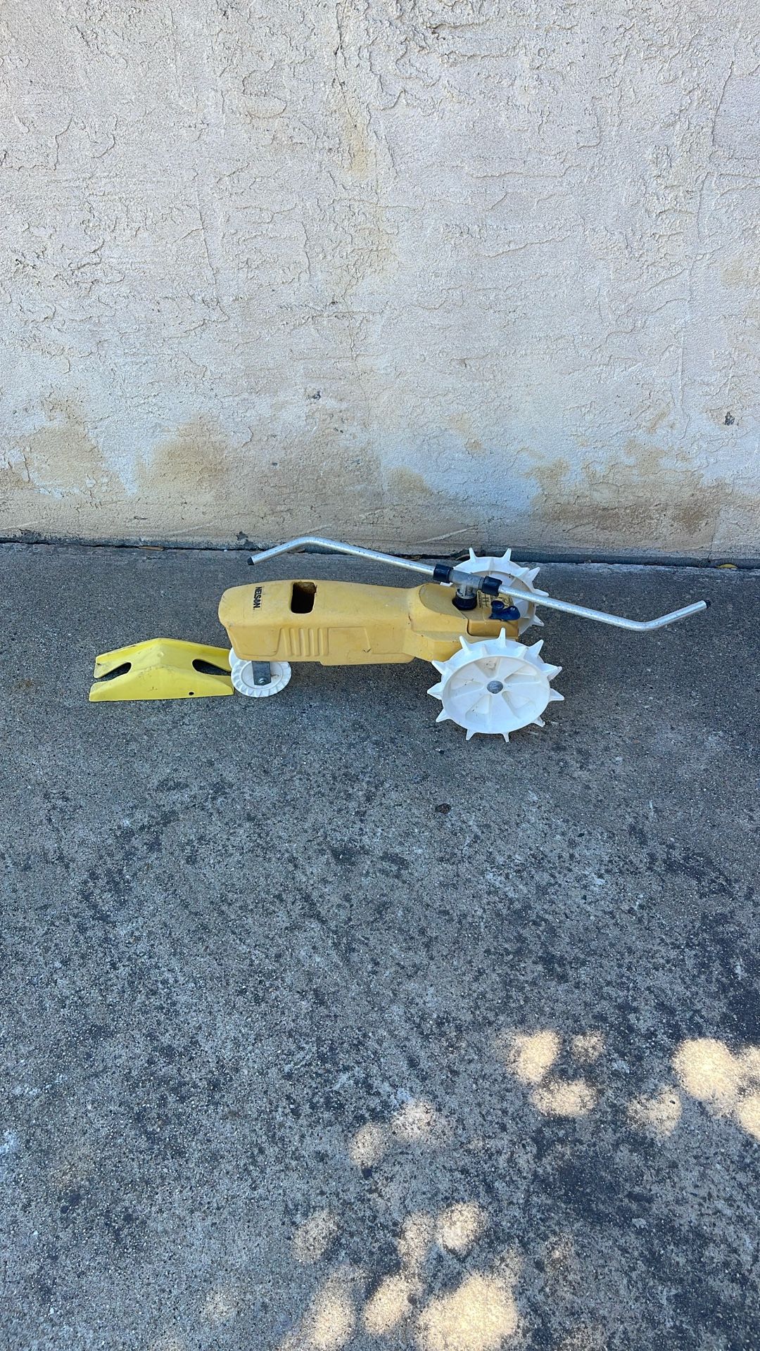 Nelson Self Powered Lawn Sprinkler