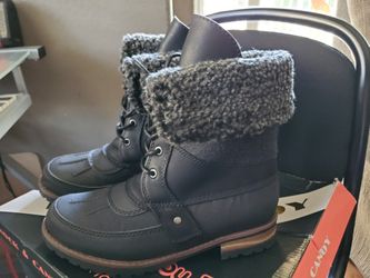 R&C. Rain Boots from Famous Footwear size 6