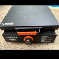 17 In. Blackstone Adventure Grill