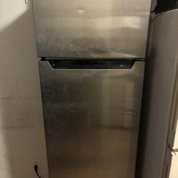 Danby Dorm Room Fridge 