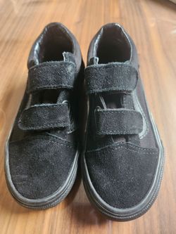 NEW Kids Vans Old Skool size 11