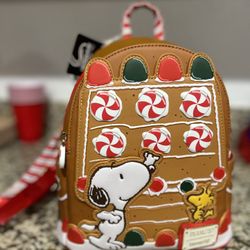 Snoopy Peanuts Loungefly Christmast Edition