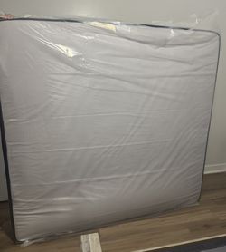 Serta Perfect Sleeper King Size Mattress (New)
