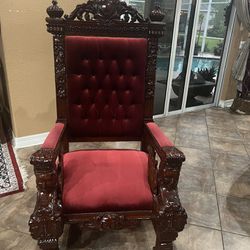 Queen Antique Big Chair For Sale