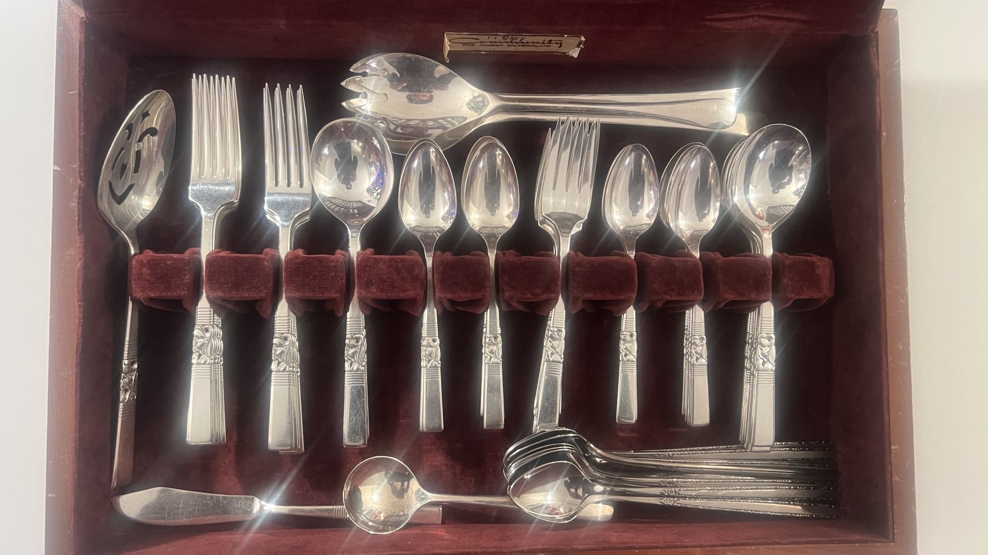 Silverware Set Community
