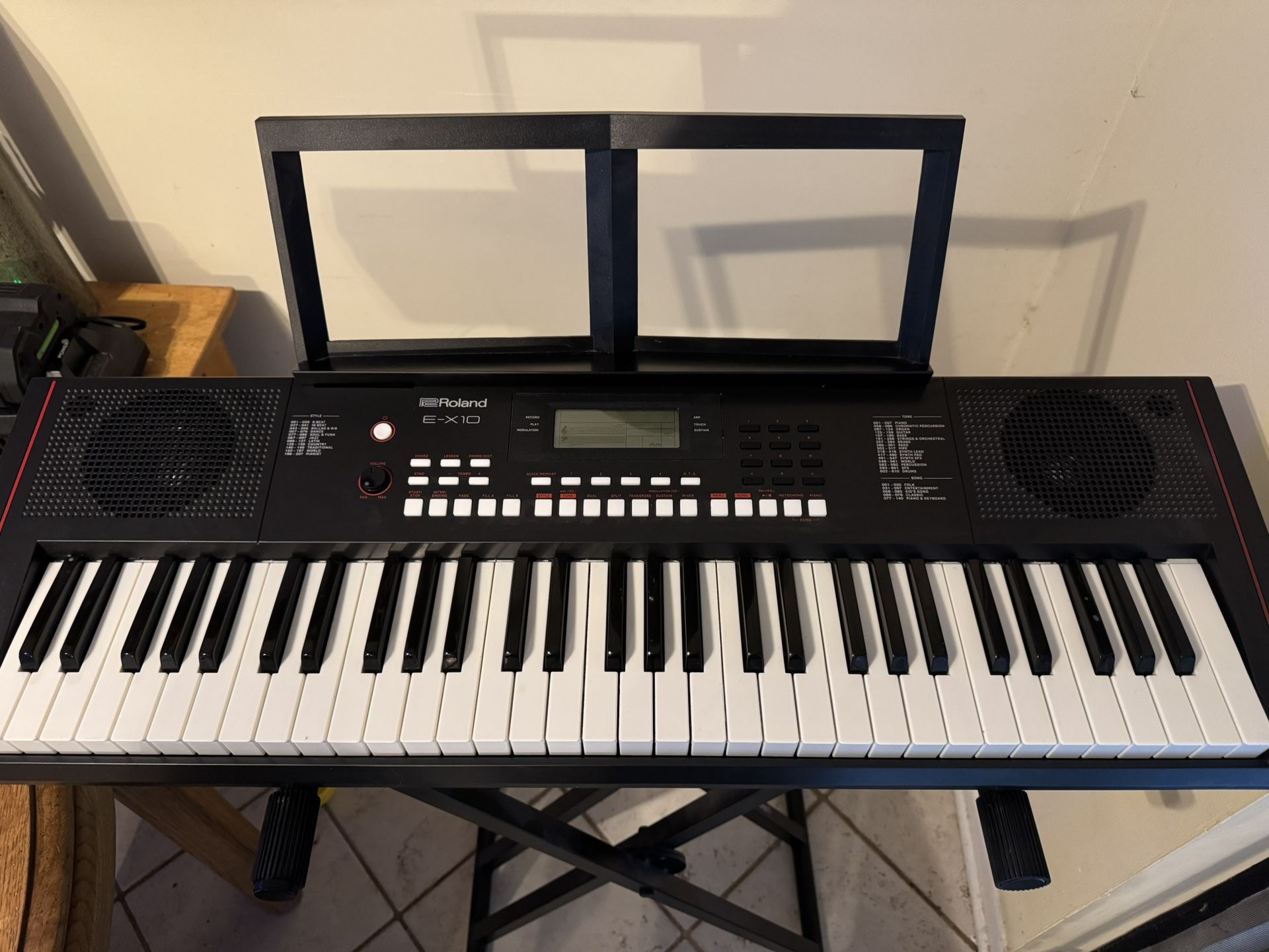 Roland E-X10 Arranger Keyboard