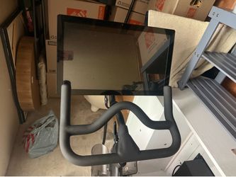 Peloton Bike 2025-open to negotiate