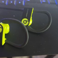 Powerbeats3
