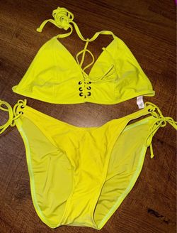 Victoria Secret yellow bikini