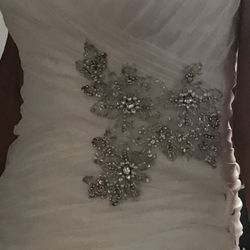 Wedding gown