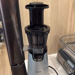 Slow Juicer Aicok