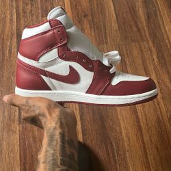 NIKE AIR JORDAN 1 RETRO HIGH OG ARTISANAL RED (MEN'S) 