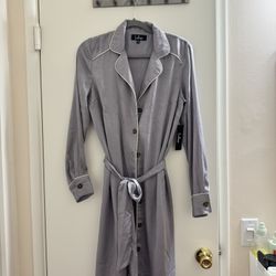 Lulu’s Gray Button Front Midi Dress – NEW – Size M