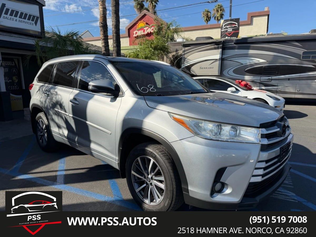 2017 Toyota Highlander
