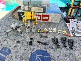 LEGO Star Wars Set 75431 with Minifigures