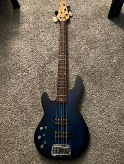 Left handed Bass 5 string G&L L-2500 Blueburst USA made
Very Good