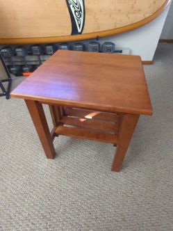 End table