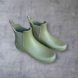 Hunter Refined Slim Fit Chelsea Rain Boots Women’s Sz 8 Green Waterproof Shoes  