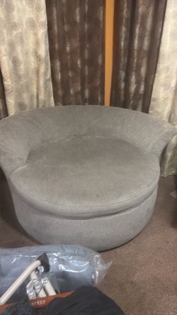 Round spin chair