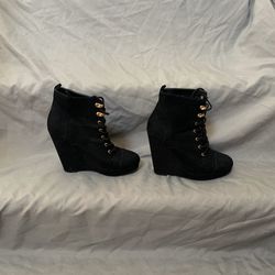 Very high black wedges size 8