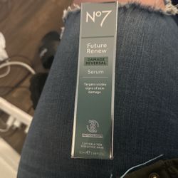 No7 Future Renew Damage Reversal Serum