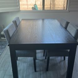 Black Dining  Room Table