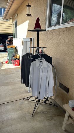 Clothes rack