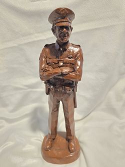 *VINTAGE* RED MILL CRUSHED PECAN SHELL POLICE OFFICER 1992