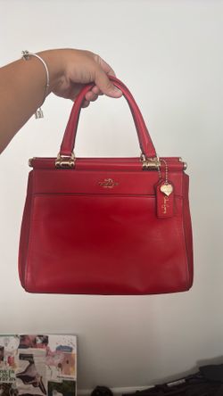 Selena Gomez Coach bag
