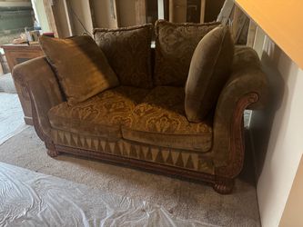 Love seat