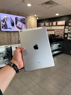 Apple iPad "10.2" 8TH Gen  32GB Unlocked- Pre-Owned - Phoenix AZ