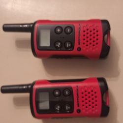📡 Motorola Walkie Talkies (Pair) – 
Stay connected anywhere!