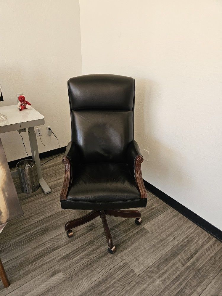 Office Chair (Judges )