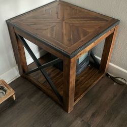 2 Wooden End Tables