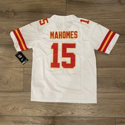 Youth Kansas City Chiefs #15 Patrick Mahomes White Stitched Jersey, S to 3XL