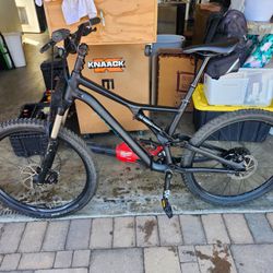 Specialized Stumpjumper 27”
